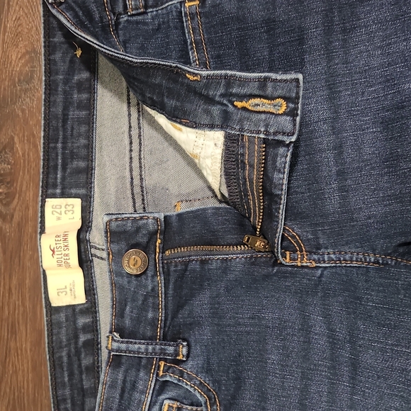 Hollister Skinny Jeans - Picture 7 of 10
